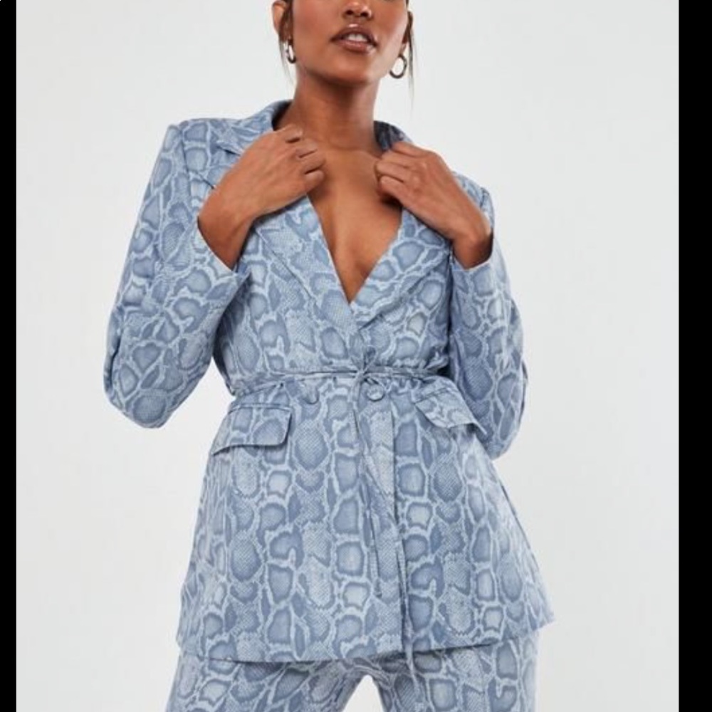 Missguided Blue Co Ord Snake Print Belted Blazer
